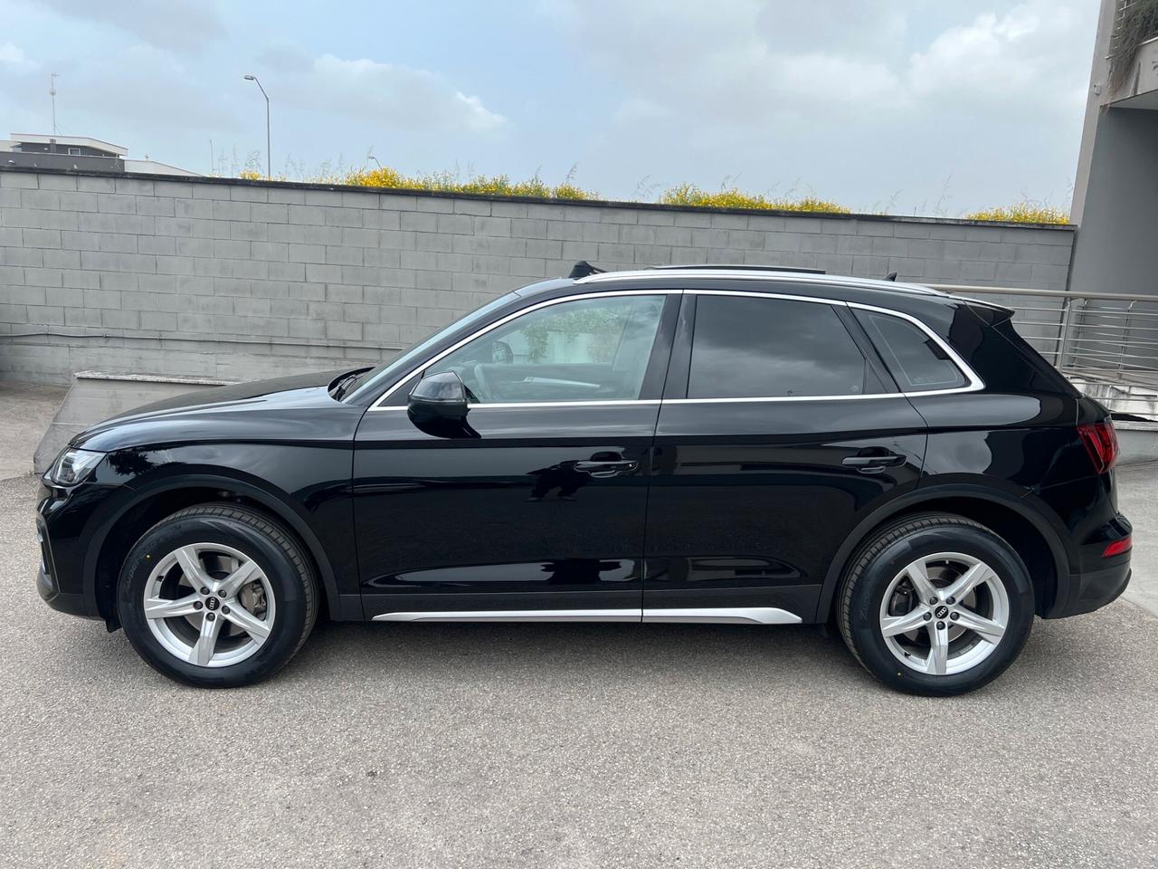 Audi Q5 40 2.0 tdi mhev 12V Business quattro s-tronic TETTO/LED/ACC PERFETTA!
