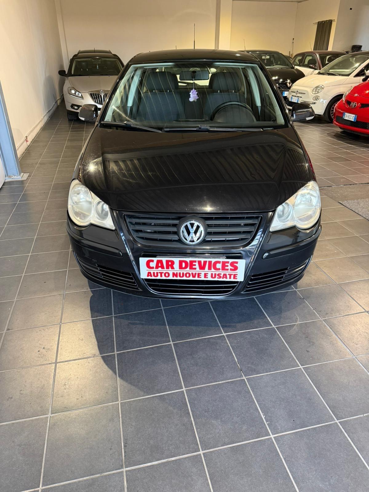 Volkswagen Polo 1.4 -NEOPATENTATI