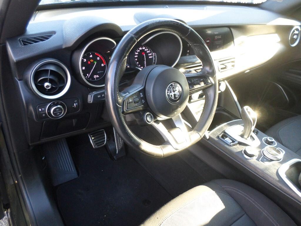 Alfa Romeo Stelvio 2.2 Turbodiesel 160 CV AT8 RWD Business
