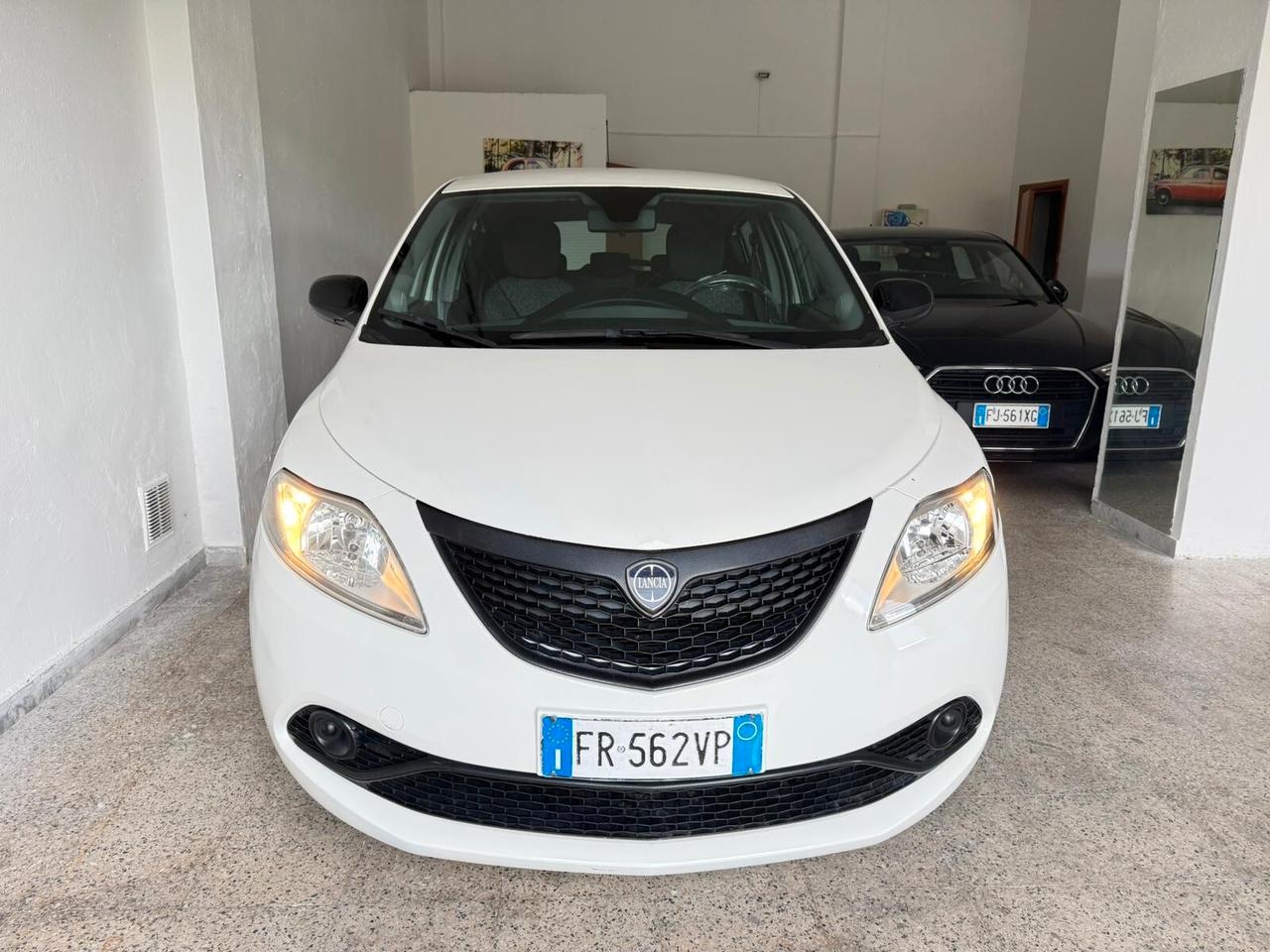 Lancia Ypsilon 1.3 MJT 16V 95 CV 5 porte S&S Elefantino Blu