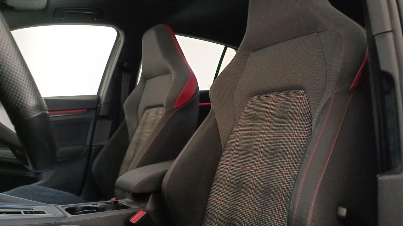 VOLKSWAGEN Golf 2.0 tsi GTI 245cv dsg