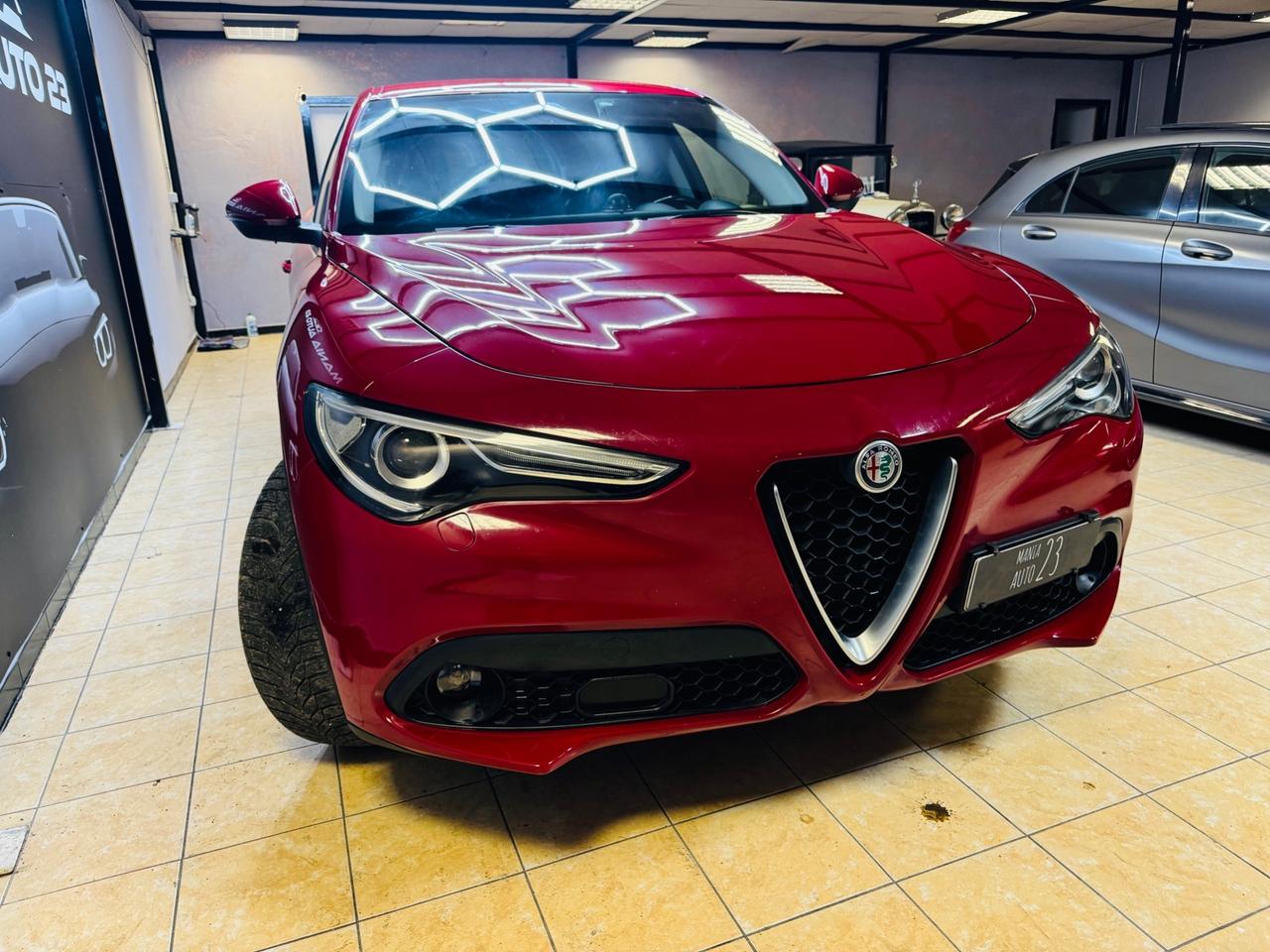 Alfa Romeo Stelvio 2.2 Turbodiesel 210 CV AT8 Q4 Super