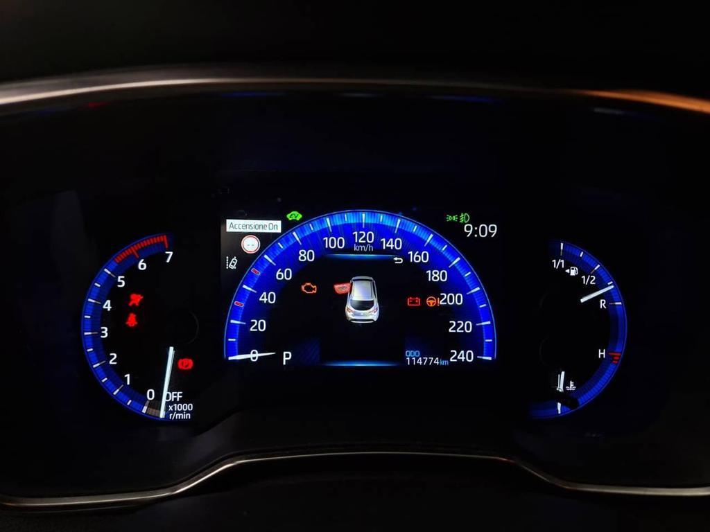 Toyota Corolla 1.8 Hybrid Style CVT