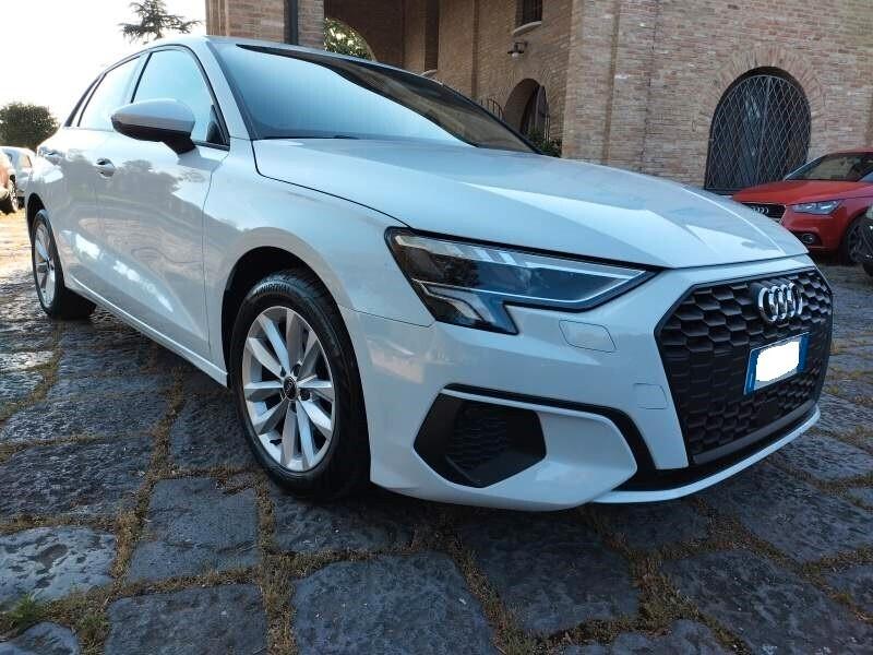 Audi A3 SPB 35 TFSI S tronic G-TRON Business Advanced
