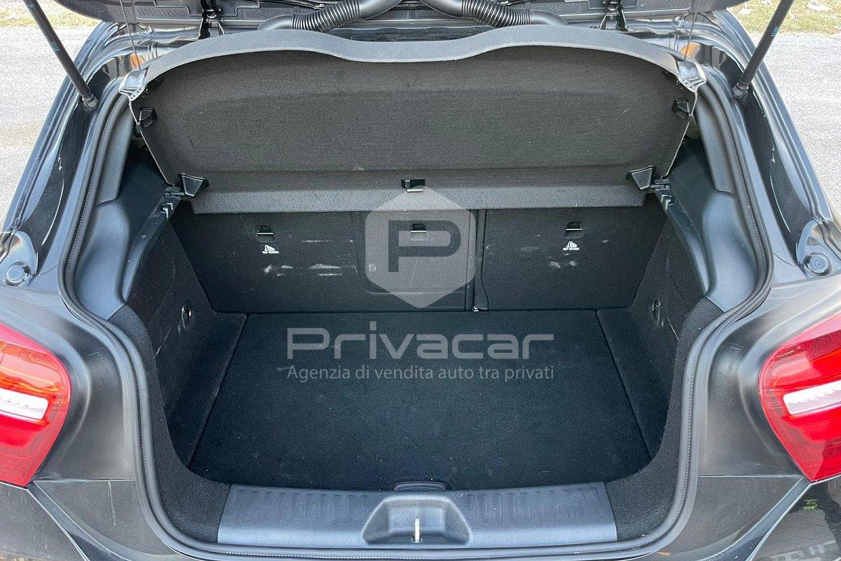 MERCEDES A 180 d Premium