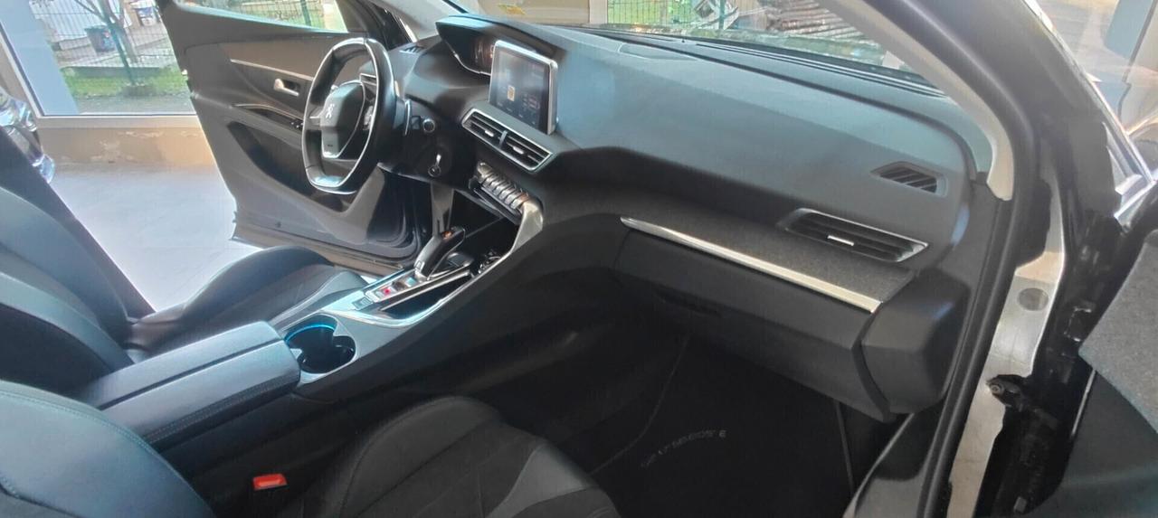 Peugeot 5008 BlueHDi 130 S&S EAT8 Crossway