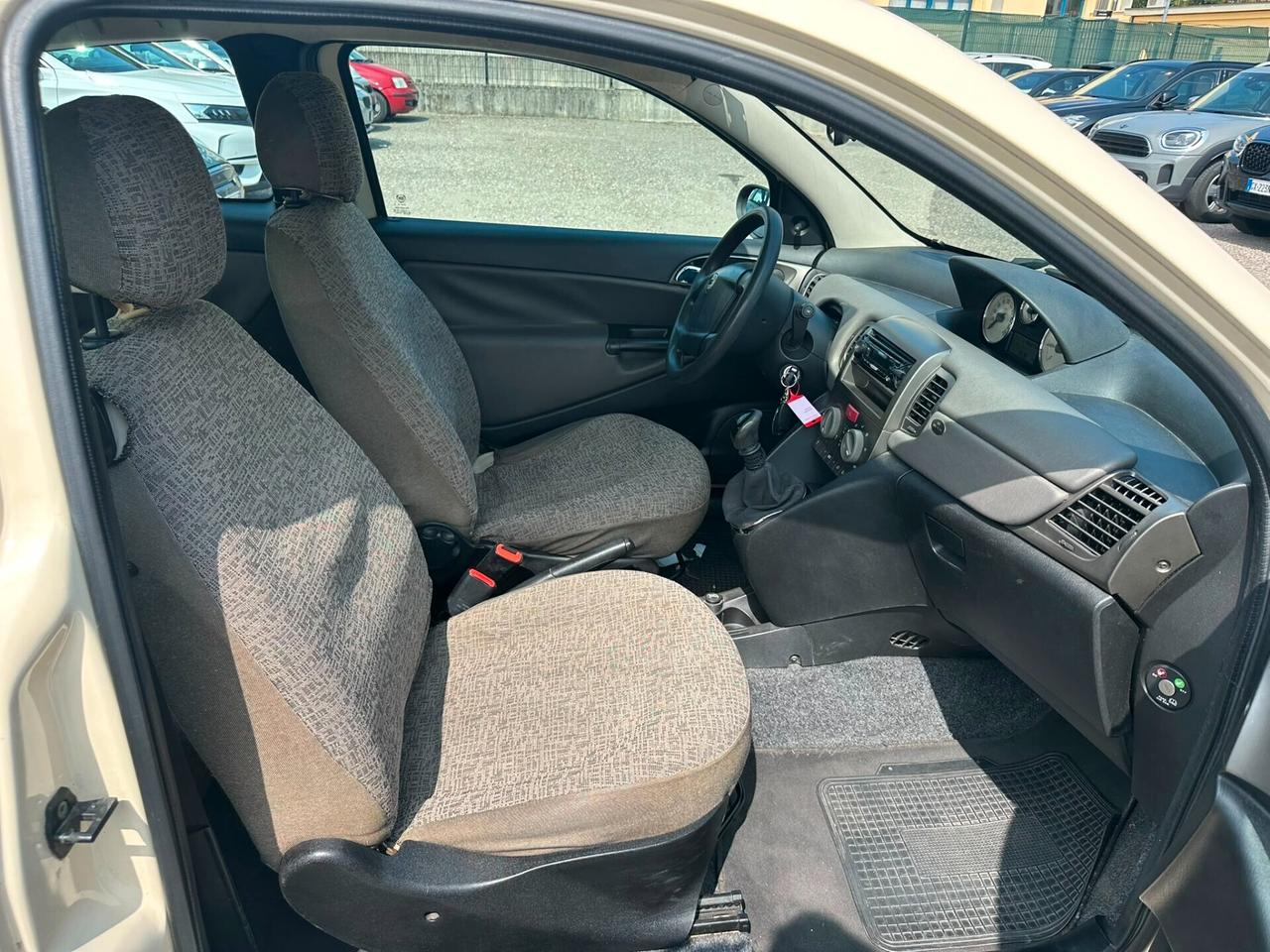 Lancia Ypsilon 1.2