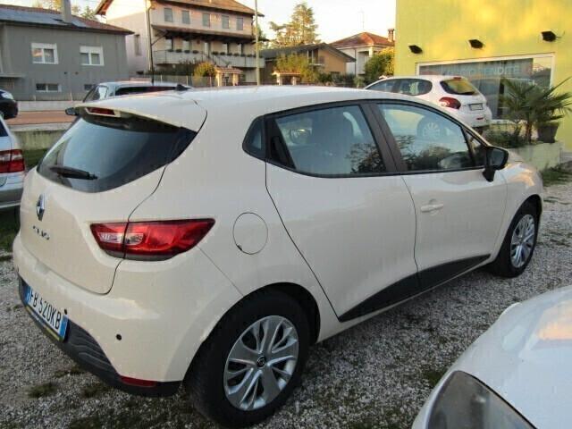 Renault Clio 1.2 75CV 5 porte unipropr. anche neopat.