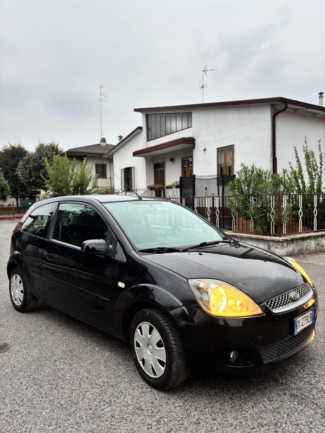 Ford Fiesta 1.4 TDCi 3p. Ghia