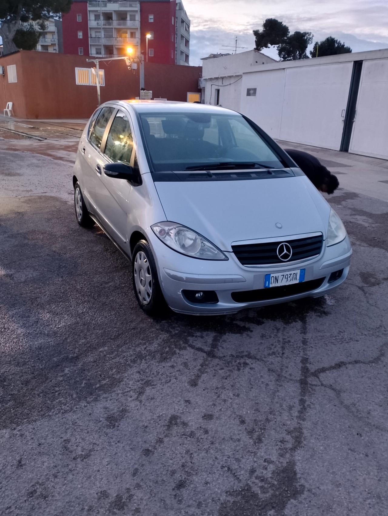 Mercedes-benz A 160 180 CDI Elegance