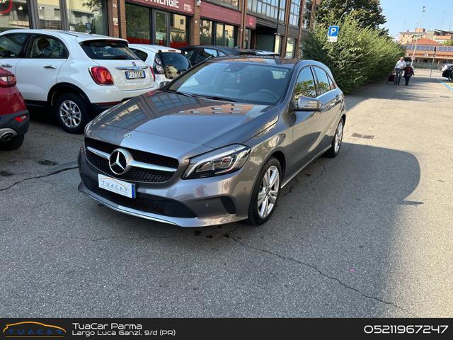 MERCEDES-BENZ A 45 S AMG Business A 180 D