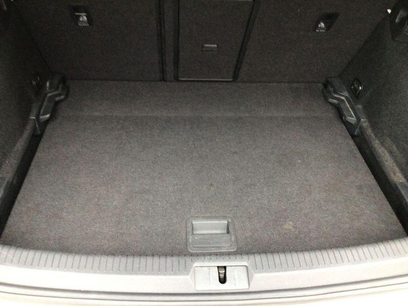 Volkswagen Golf 1.6 TDI Highline BMT DSG