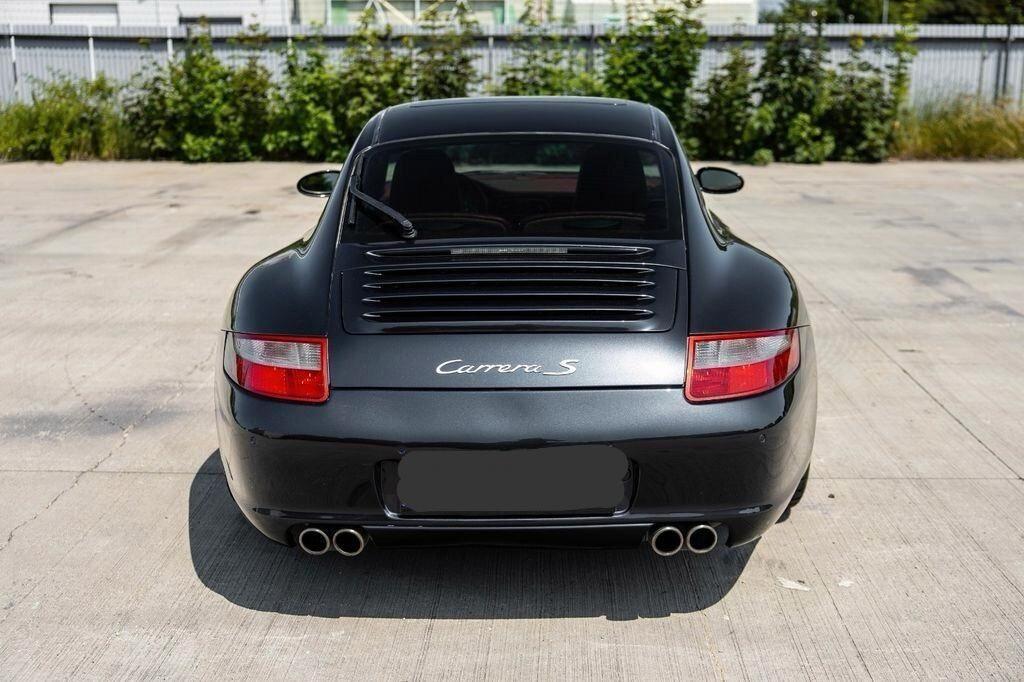 Porsche 911 Carrera S Coupé 997 SERVICE PORSCHE