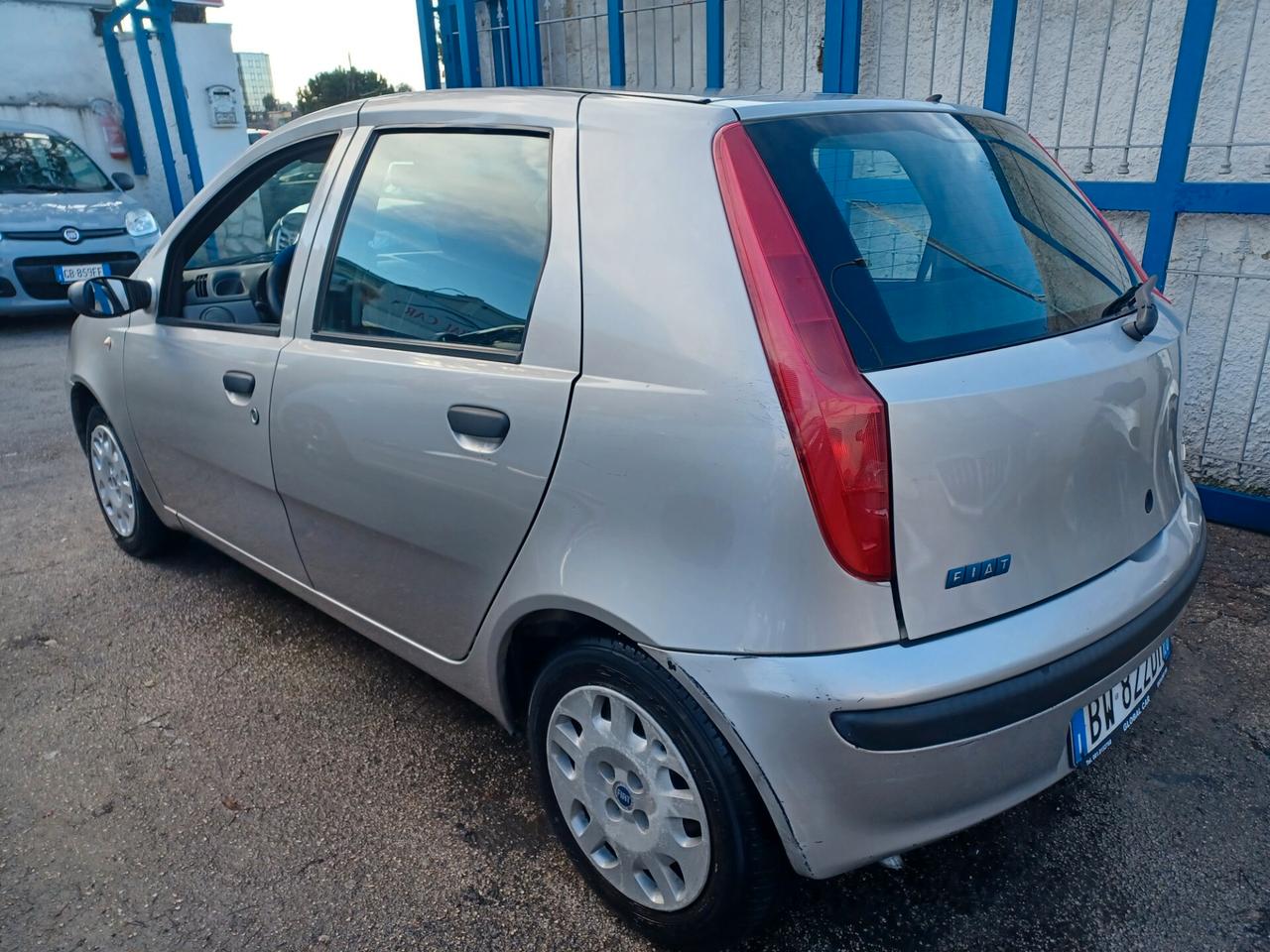 Fiat Punto 1.2 8 v Elx solo 90000 km
