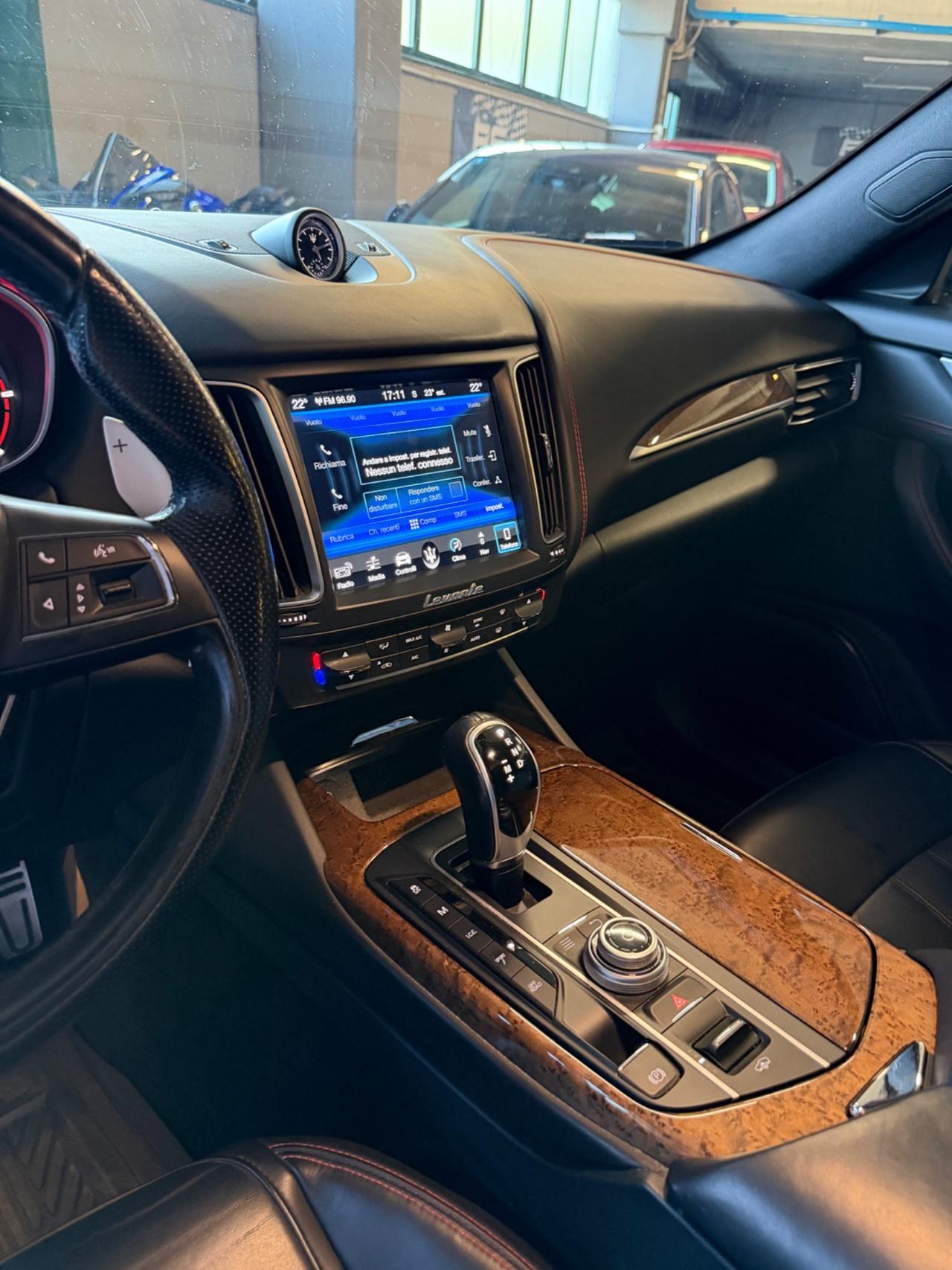 Maserati LEVANTE V6 AWD GRANDSPORT TETTO PELLE