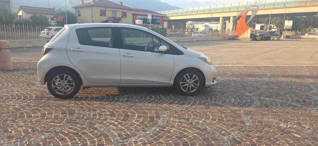 Toyota Yaris 1.4 D-4D 5 porte Lounge