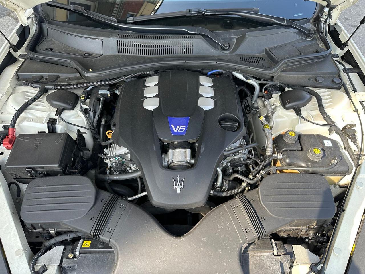 Maserati Quattroporte SQ4 GranSport 3.0 430 #10468