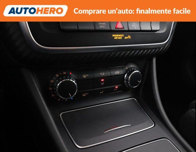 MERCEDES-BENZ GLA 200 d Automatic Business