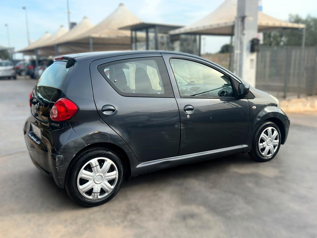 Toyota Aygo 1.0 12V VVT-i 5 porte