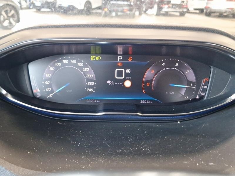 PEUGEOT 3008 BLUEHDI 130 EAT8 SES ALLURE PACK 5 PORTE SUV