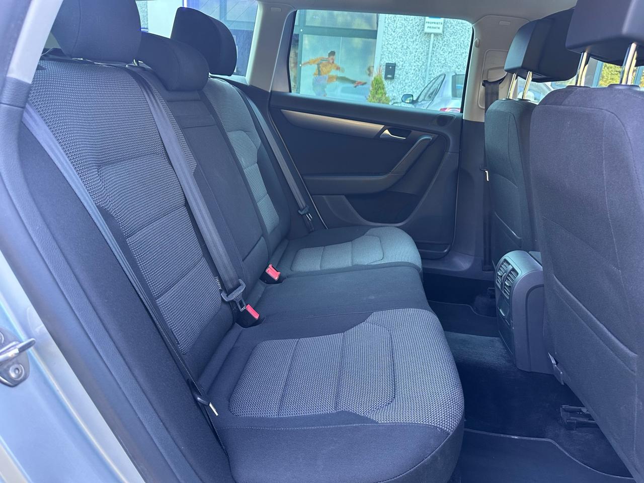 Volkswagen Passat Var. 2.0 TDI Highline* C.D OK *