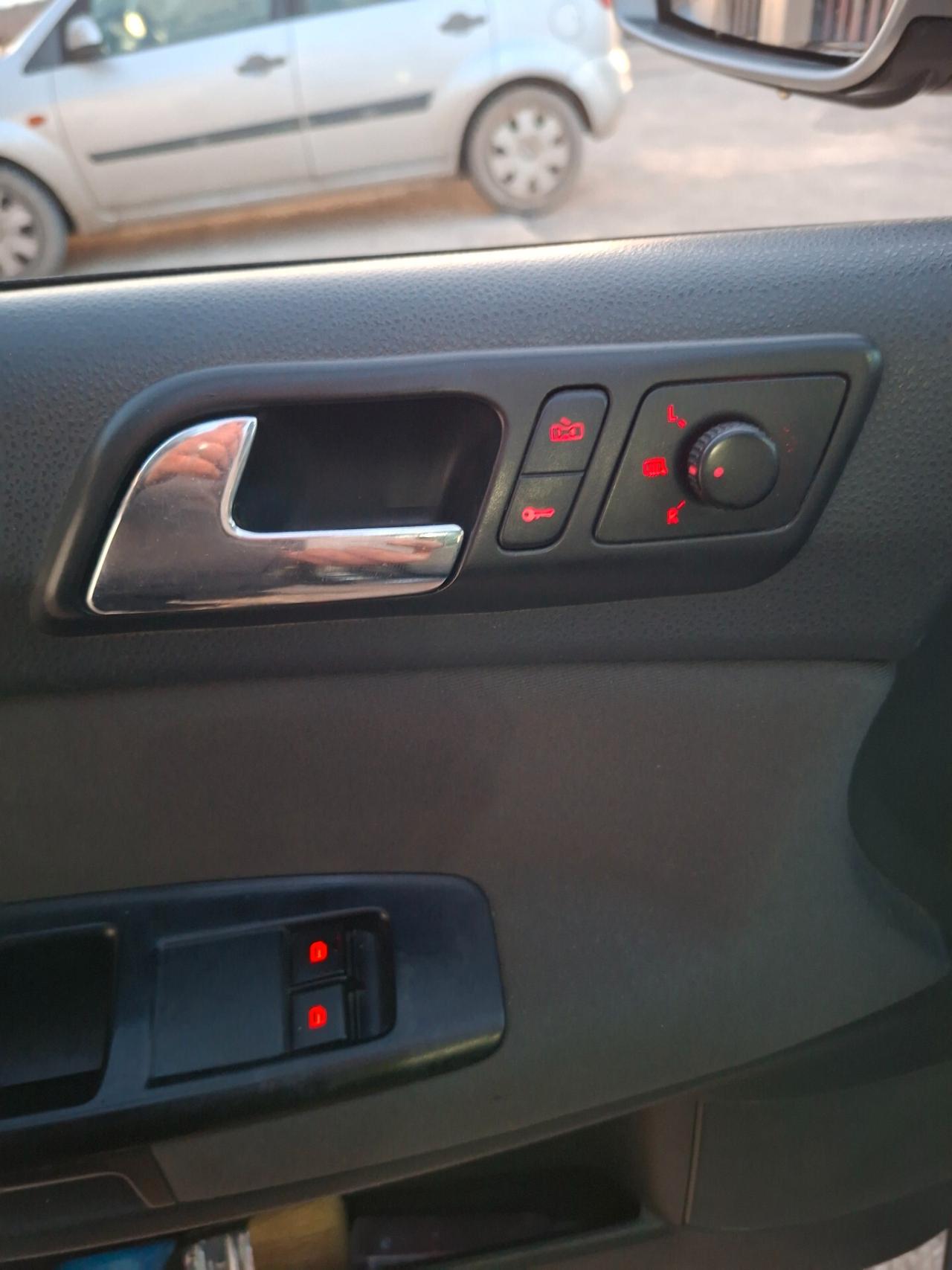 Volkswagen Polo 1.4/69CV TDI DPF 5p. Sportline