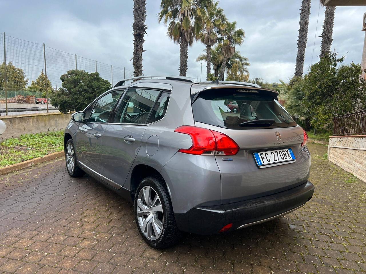 Peugeot 2008 BlueHDi 120 S&S Black Matt