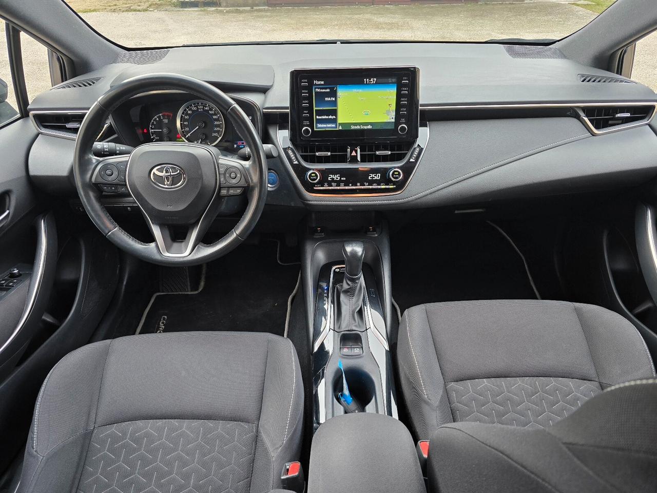 Toyota Corolla 1.8 Hybrid Business