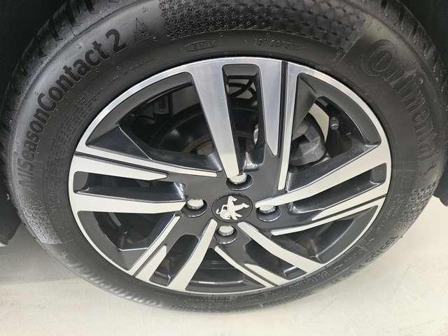 Peugeot 208 208 1.2 Allure Pack s&s 100cv eat8