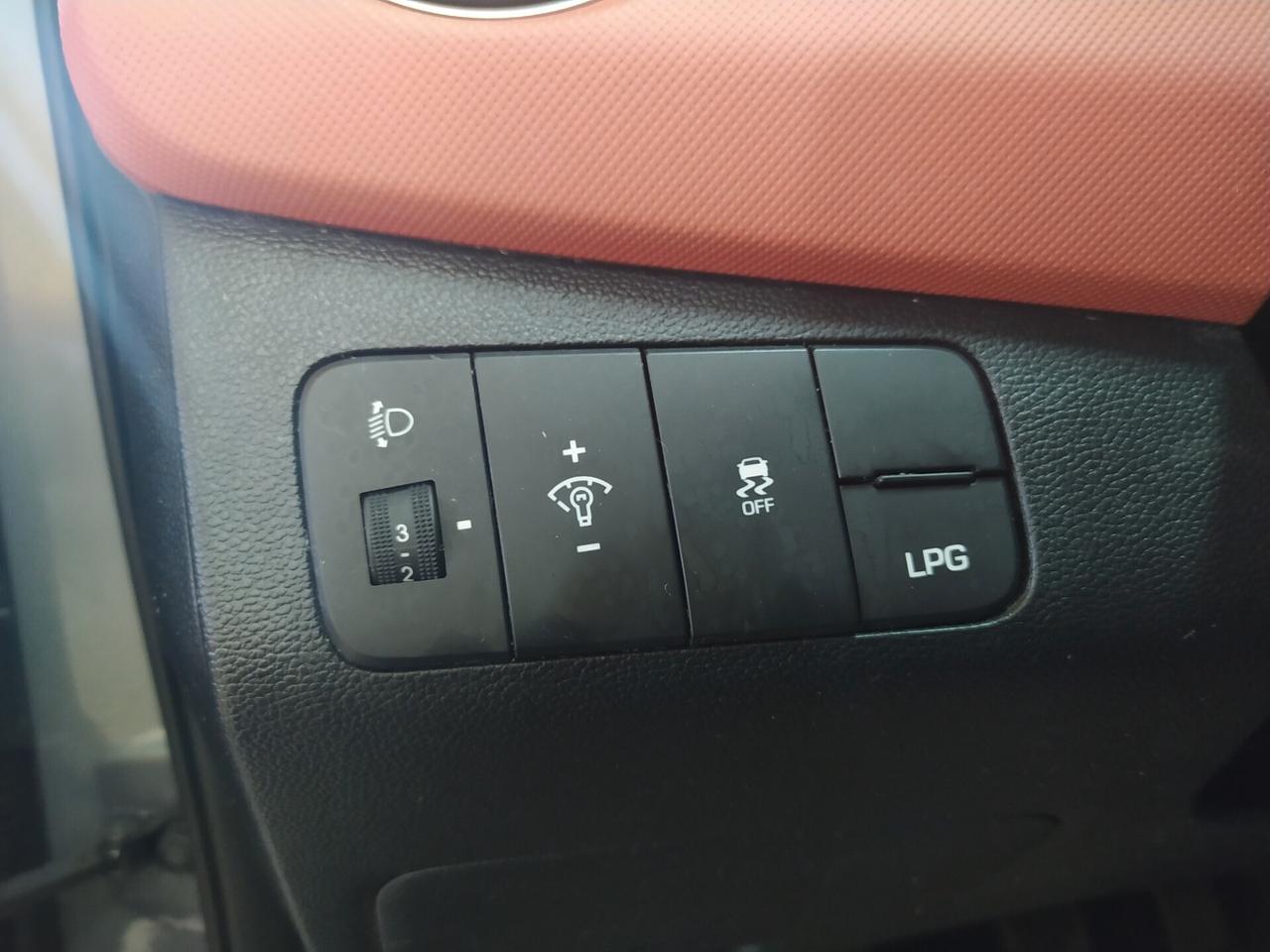 Hyundai i10 1.0 LPGI Econext Sound Edition Neopatentato