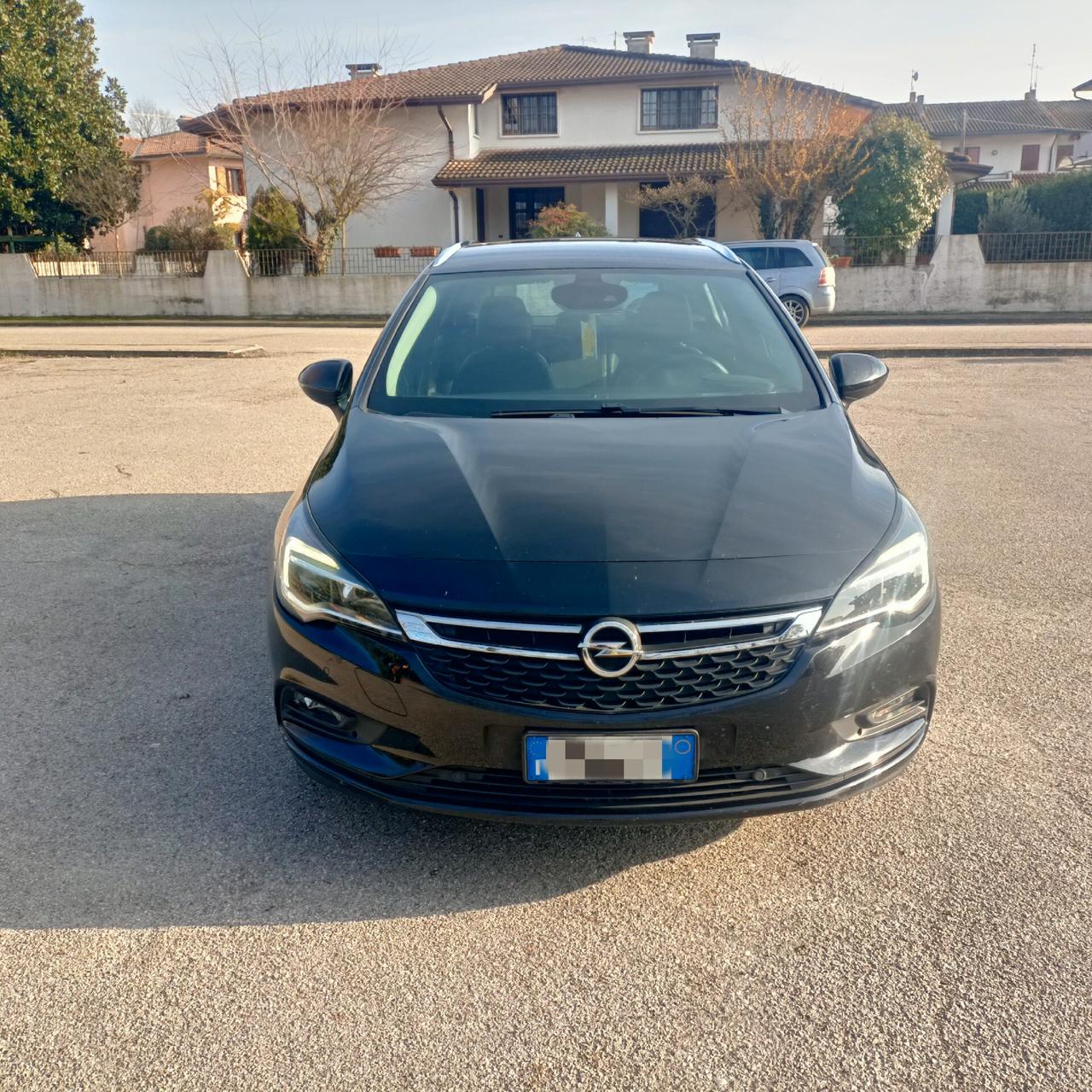 Opel Astra 1.6CDTI 2017 NAVI FUL GARANZIA