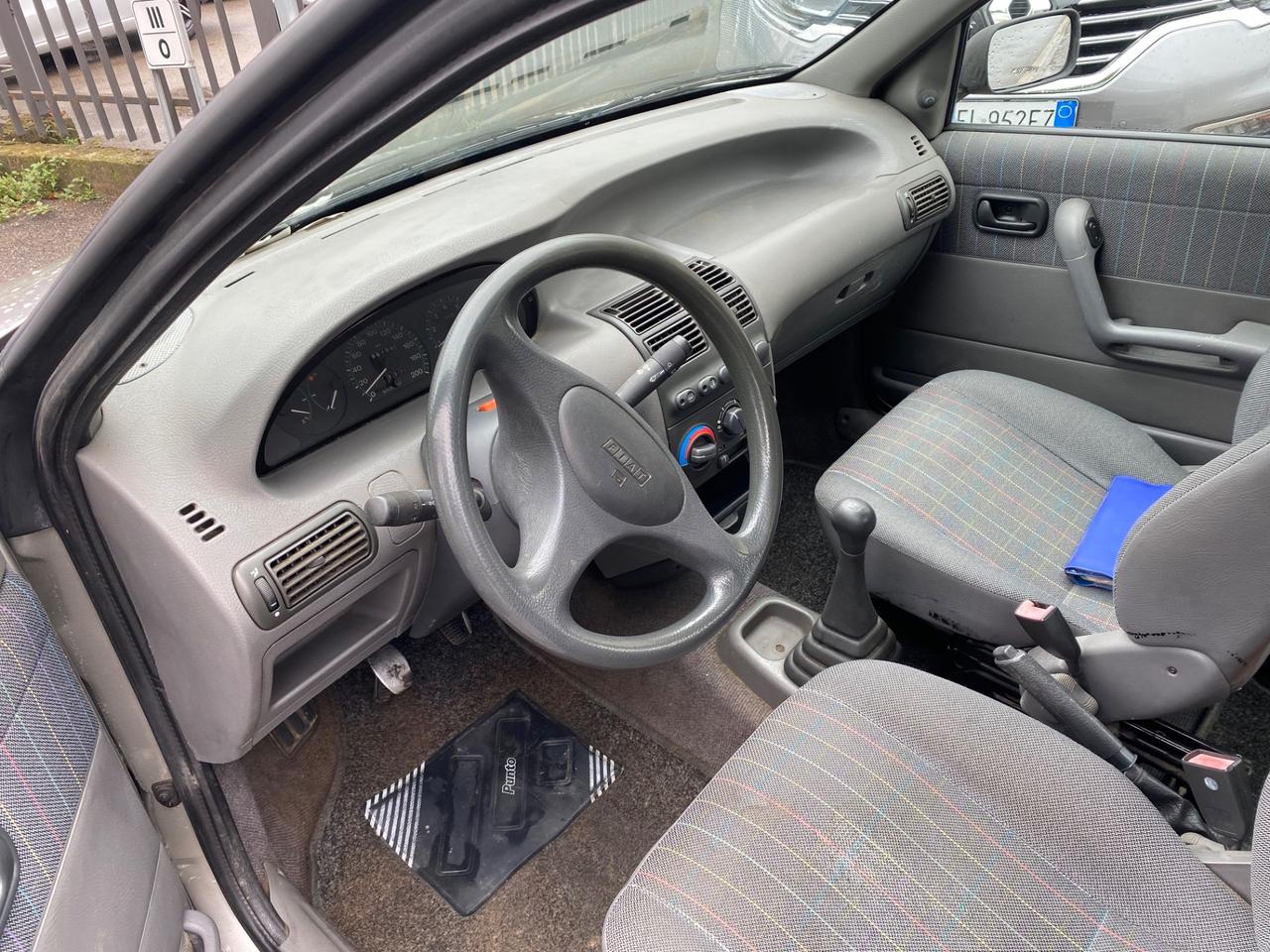 Fiat Punto 55 cat 5 porte SX