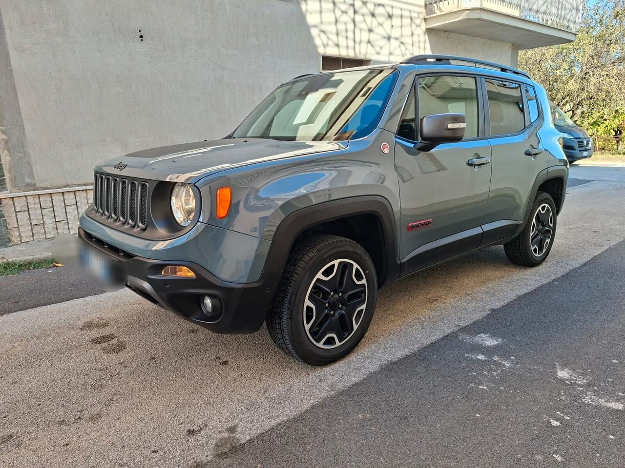 Jeep Renegade 2.0 Mjt 170CV 4WD Active Drive Low Trailhawk