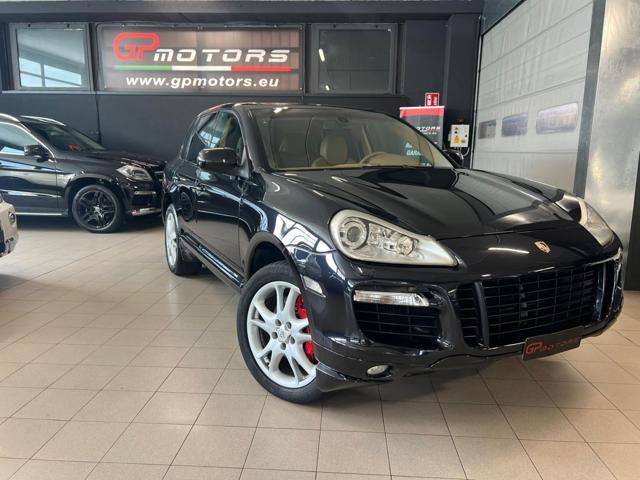 PORSCHE Cayenne 4.8 Turbo
