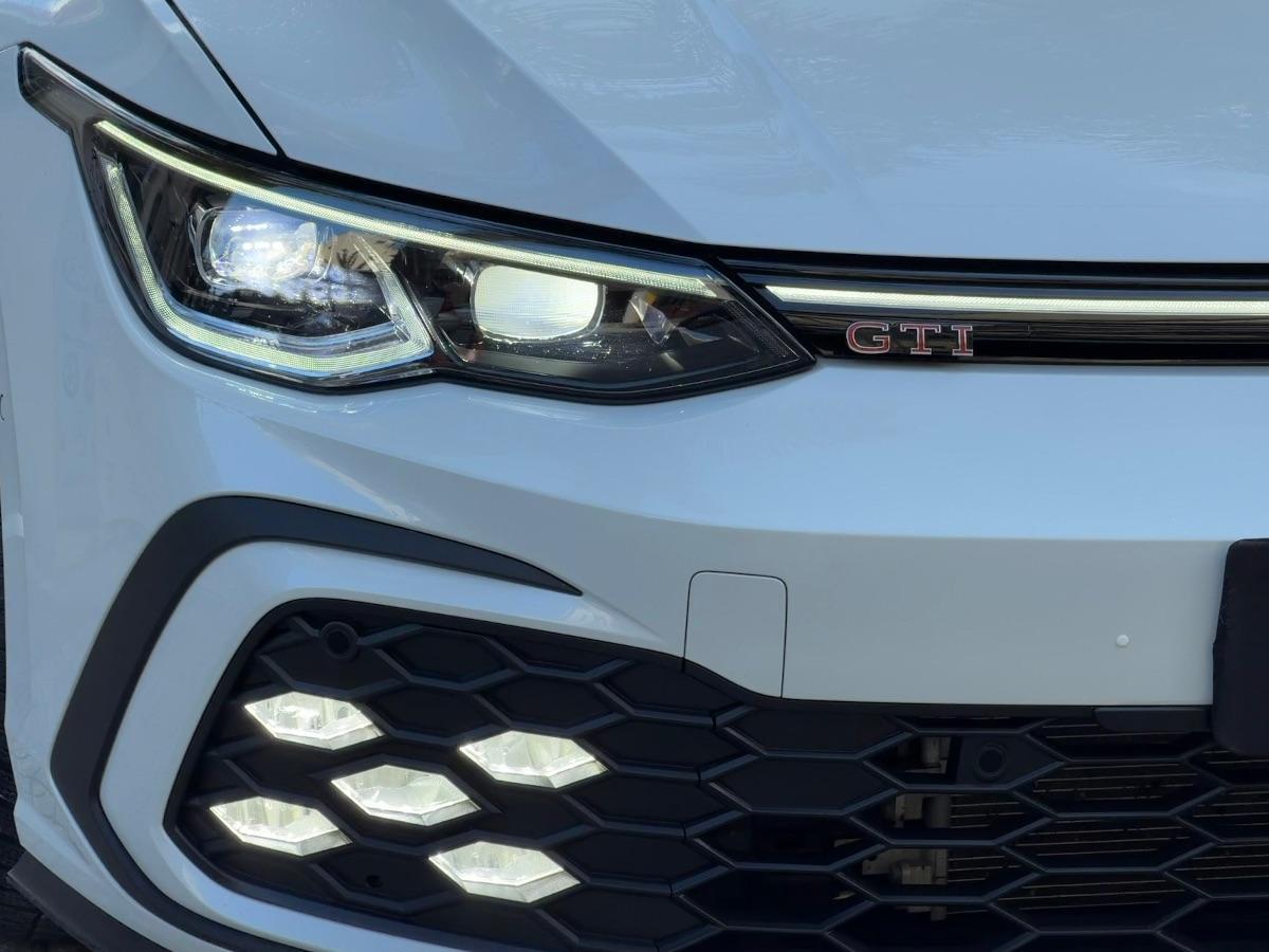 Volkswagen Golf 8 GTI 2.0 TSI 245 CV