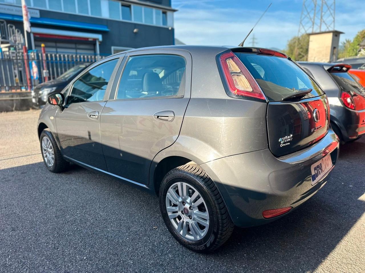 Fiat Grande Punto 1.4 5 porte NEOPATENTATI