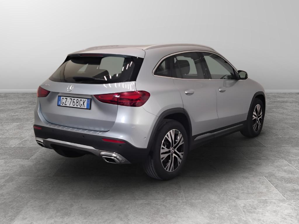 Mercedes-Benz GLA-H247 2023 - GLA 180 d Progressive Advanced auto