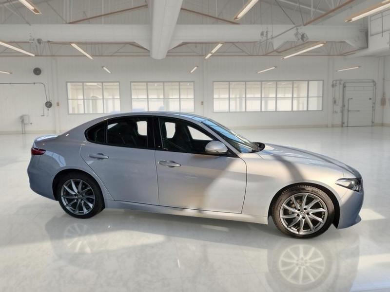 ALFA ROMEO GIULIA SPRINT 2.2 TURBO DIESEL 160 CV BUSINESS AT8 4 PORTE BERLINA