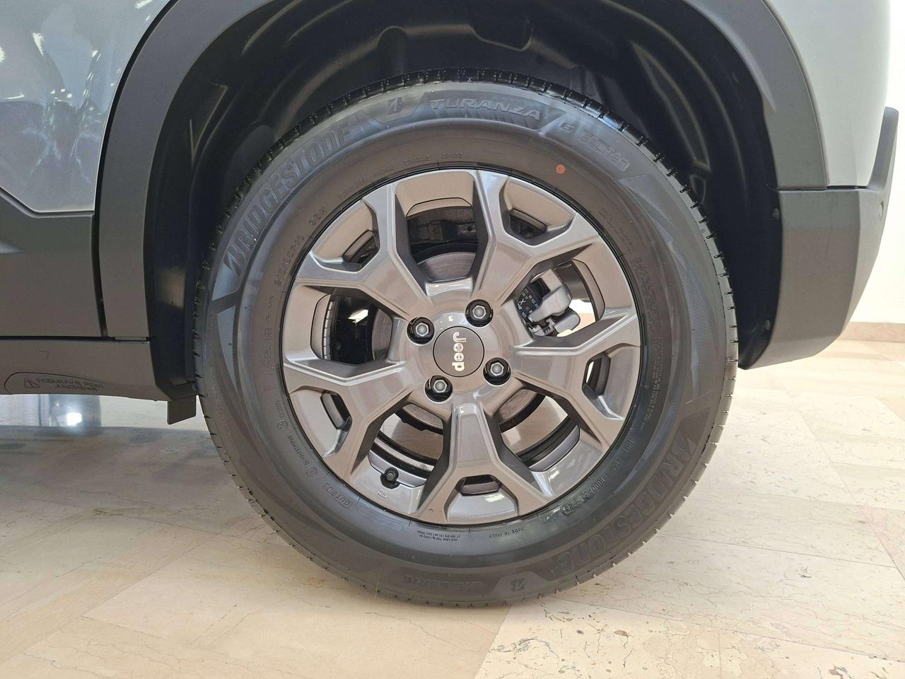Jeep Avenger 1.2 turbo e-hybrid mhev Longitude fwd 110cv edct6