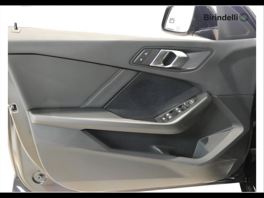BMW Serie 1 (F40) - 116d 5p. Msport Exterior