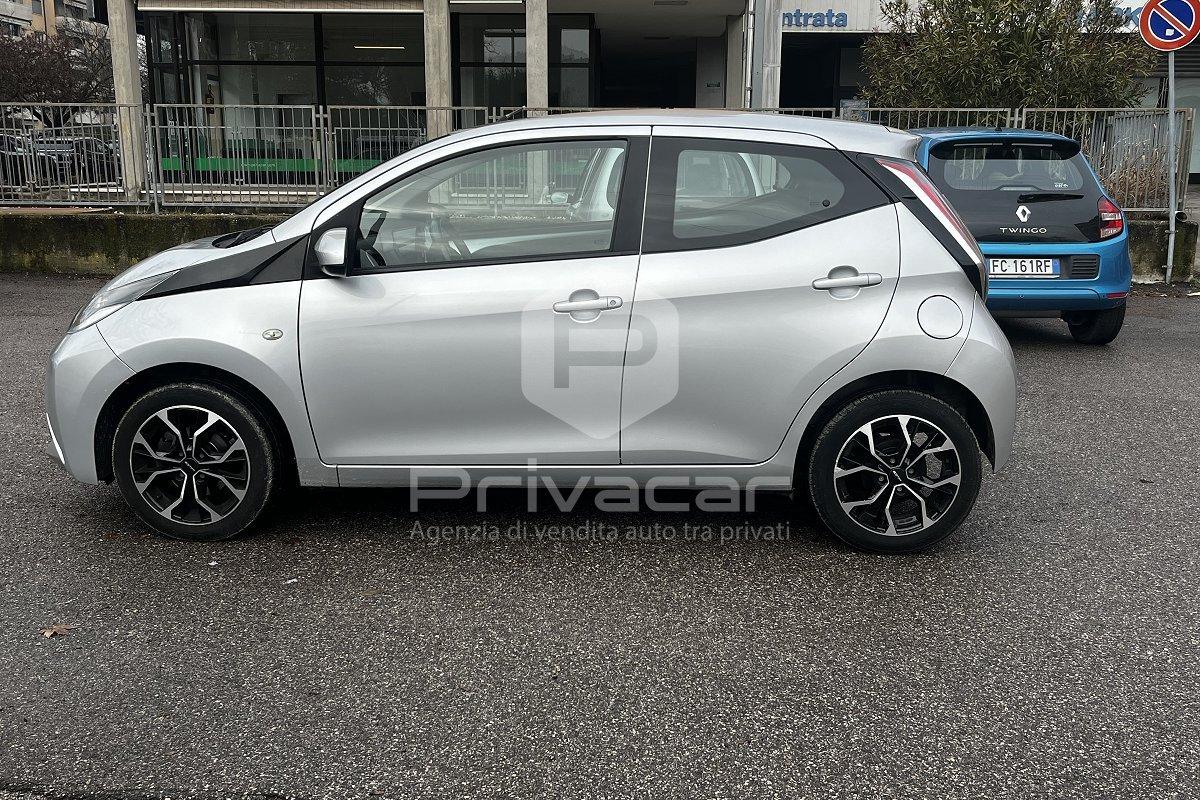 TOYOTA Aygo 1.0 VVT-i 69 CV 5 porte x-wave