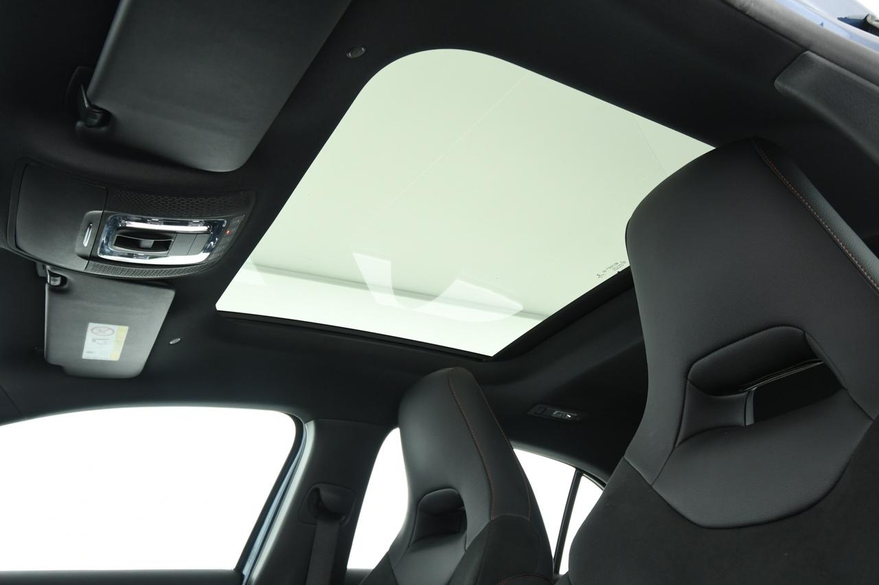 Mercedes-Benz A 200 d Premium auto CAMERA+TETTO PANO+LED