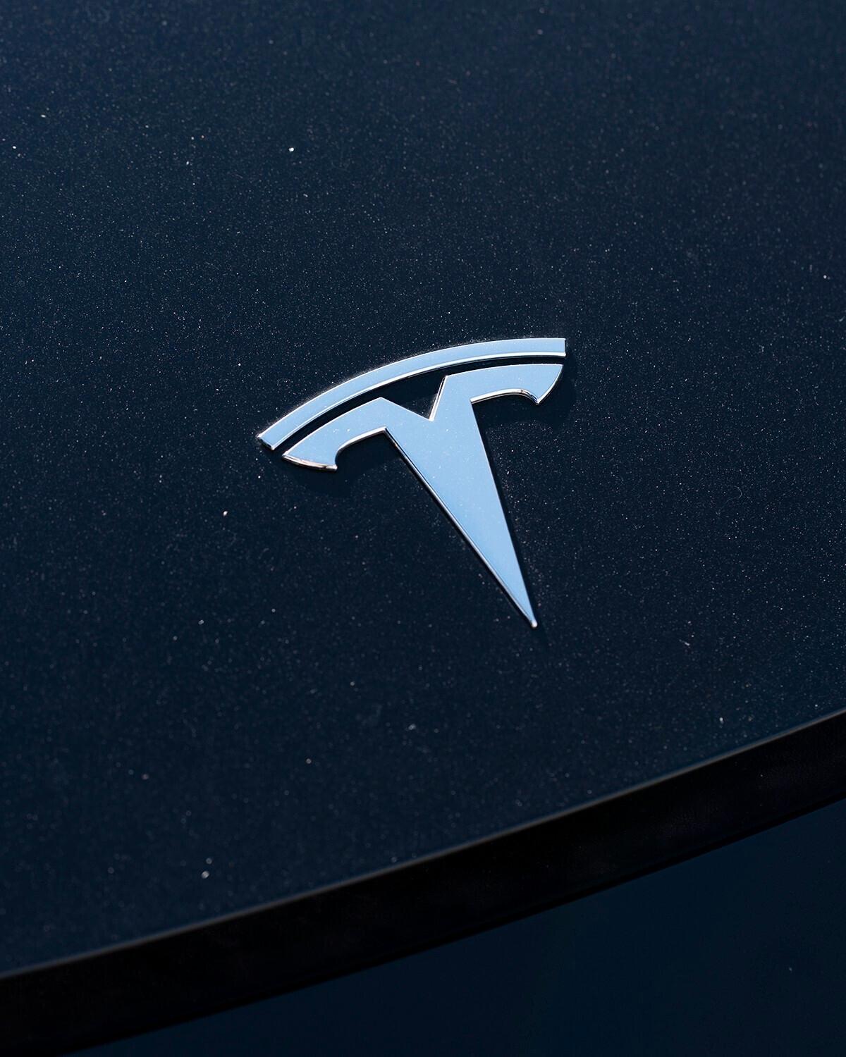 Tesla Model Y Model Y Long Range rwd