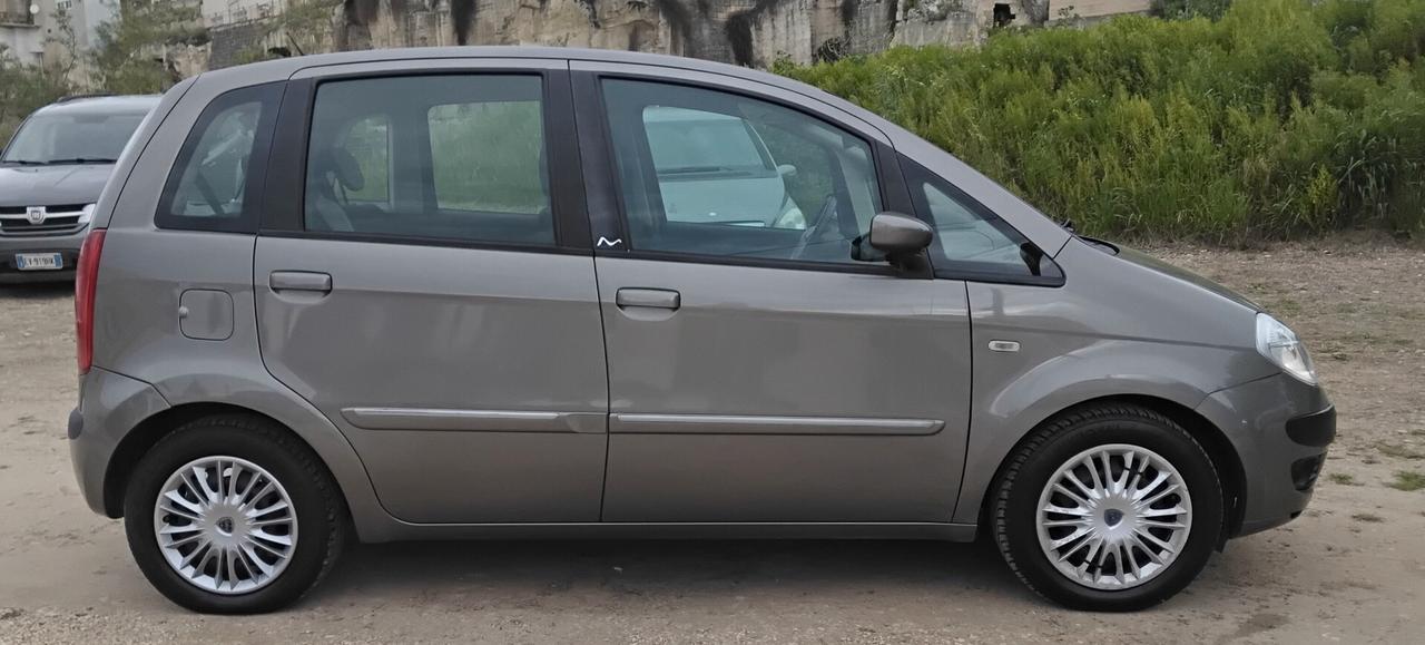 Lancia MUSA 1.3 Multijet 16V Oro