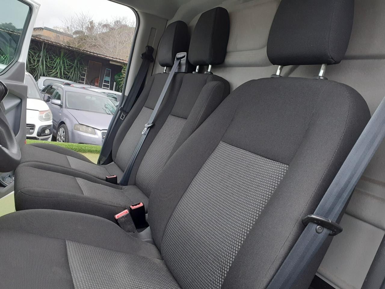 Ford Tourneo Custom 300 2.2 TDCi 100CV PC Trend