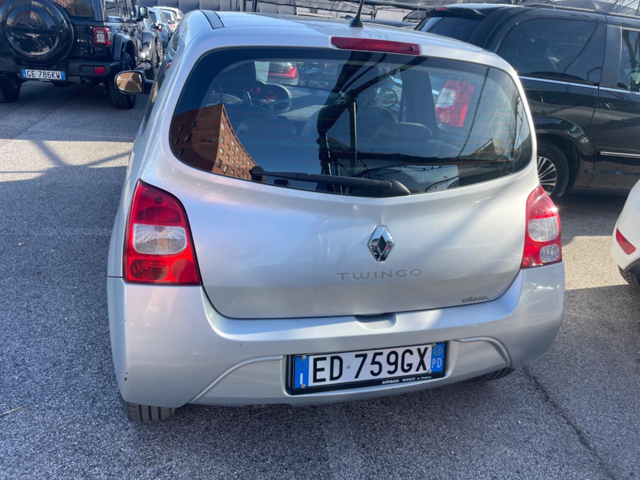 Renault Twingo 1.2 16V LEV SkyLight Benz/Gpl