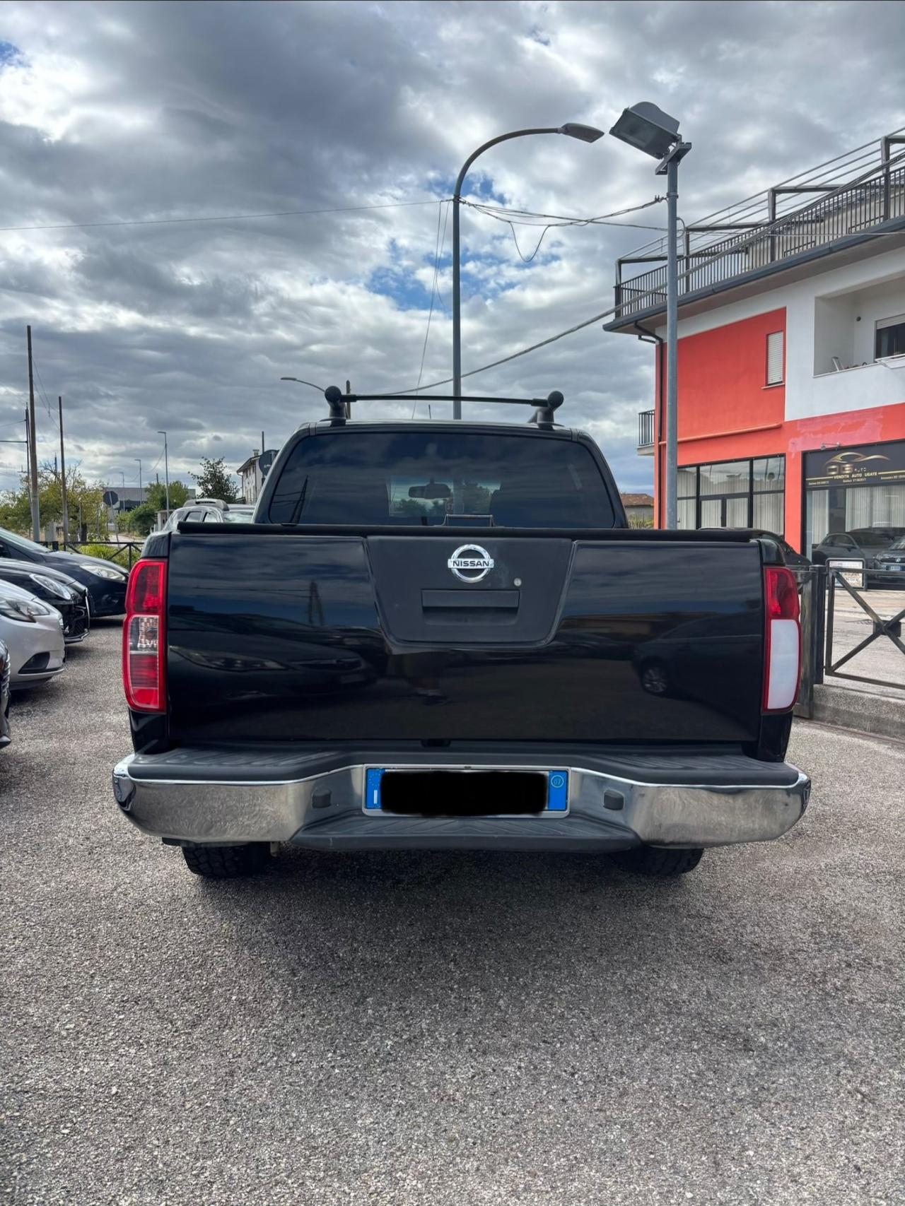 Nissan Navara 2.5 dCi 4 porte Double Cab SE