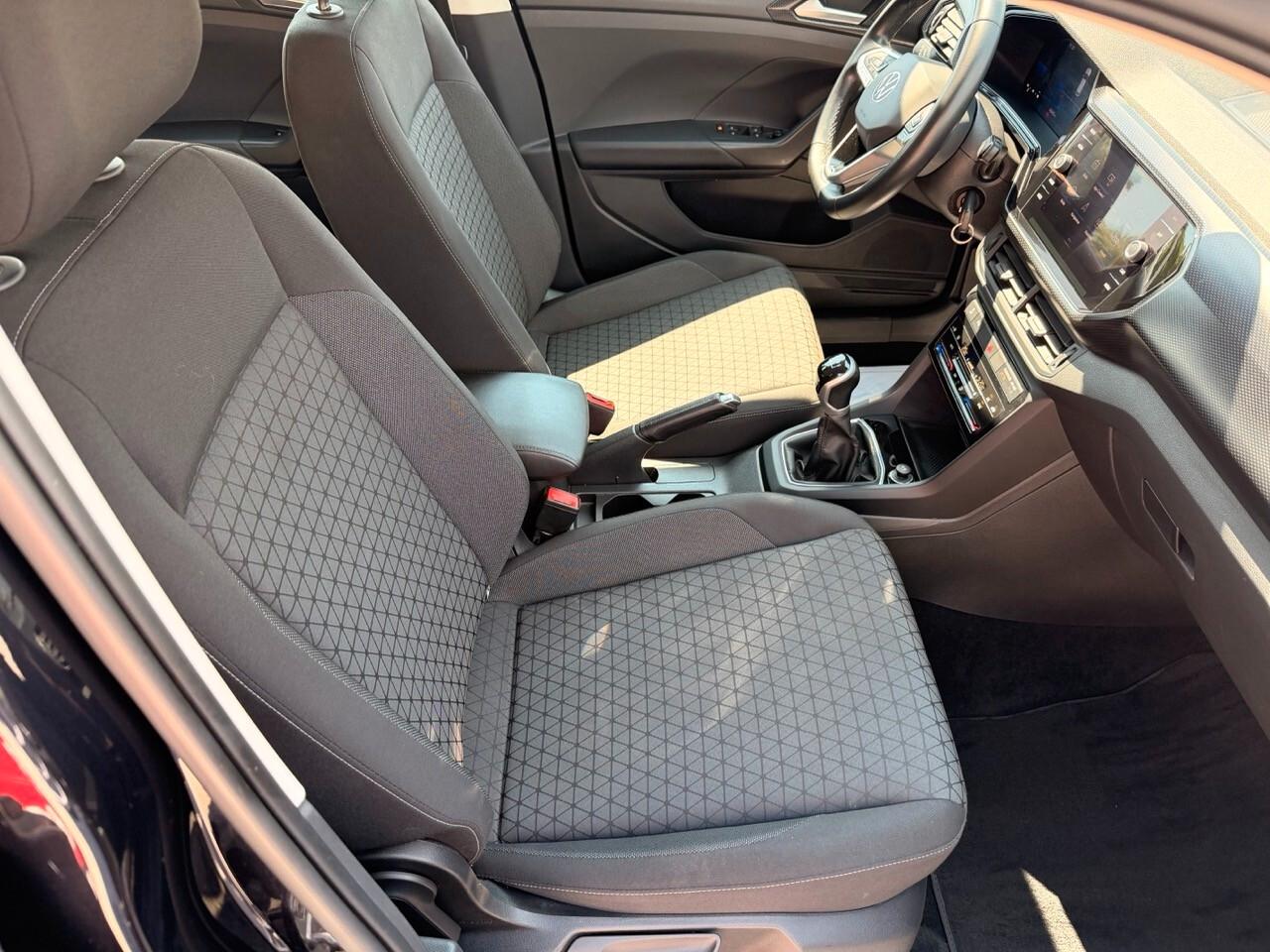 Volkswagen T-Cross 1.0 tsi Style 95cv (display digitale App connect Climatronic)