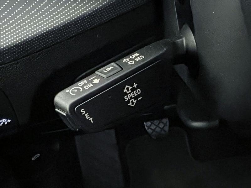 Audi Q2 Q2 35 TFSI Business Advanced