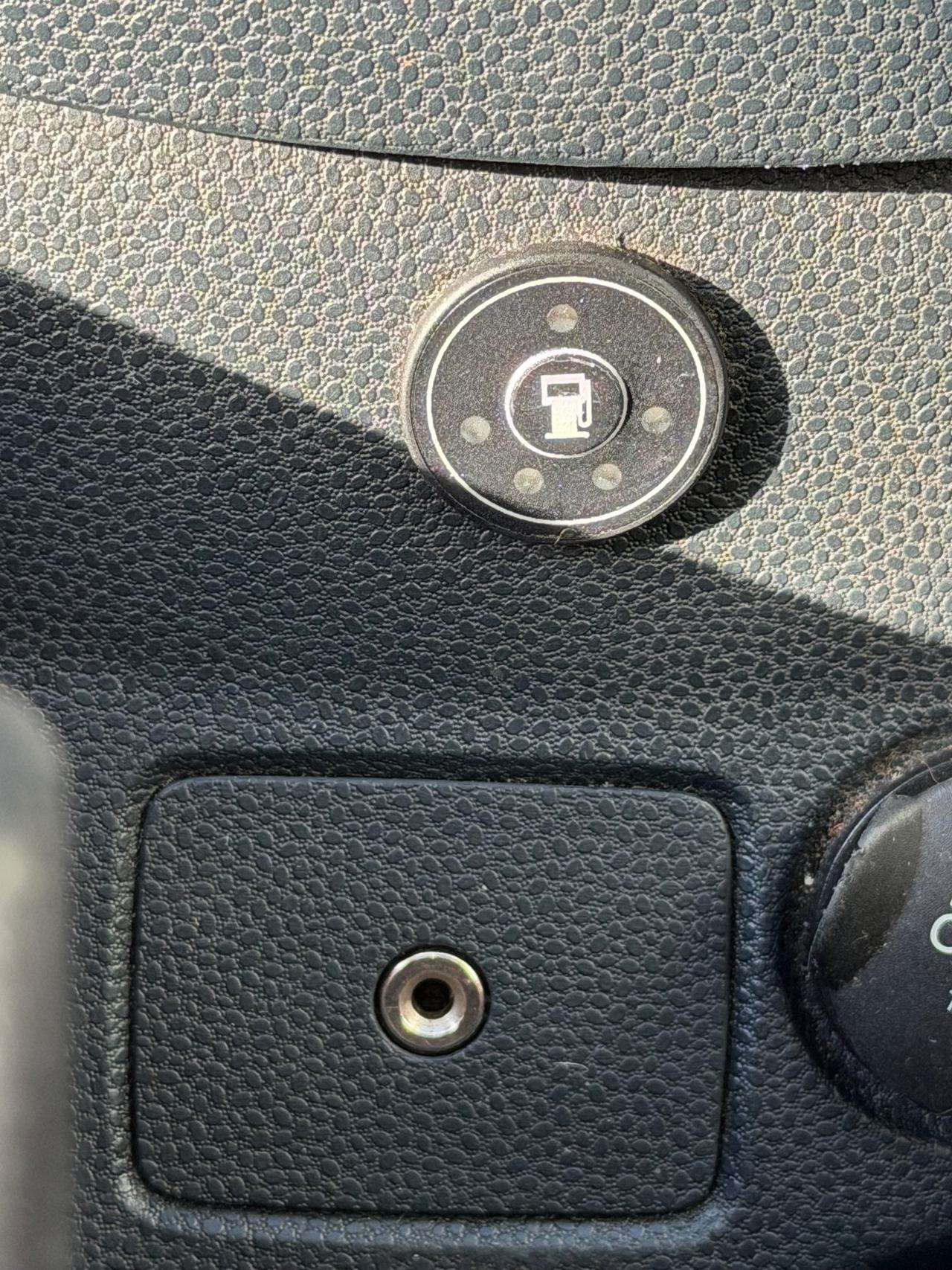 Ford Fiesta 1.4 3 porte Bz.- GPL 2030- Neopatentati